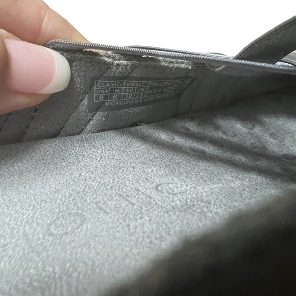 VIONIC Claire Charcoal Gray Suede Slip On Strappy Crisscross Strap Mules Size 8 - Picture 8 of 8